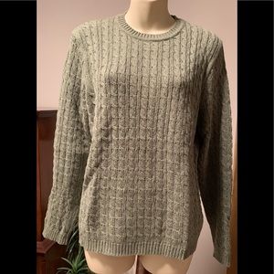 Like new, Jason Maxwell, medium size cable knit, green Vera gated, sweater.